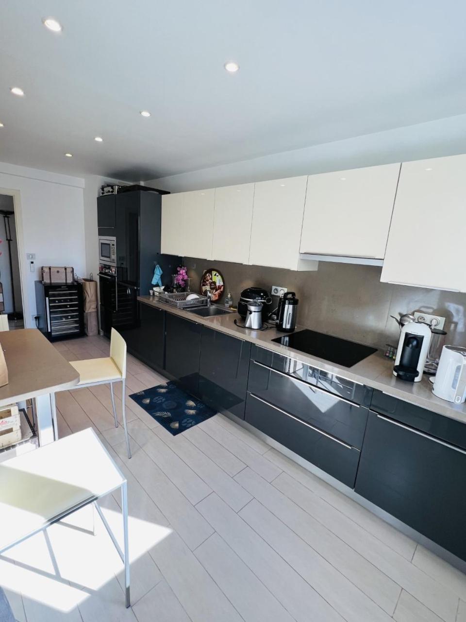 John Homestay Room In Nizza Esterno foto